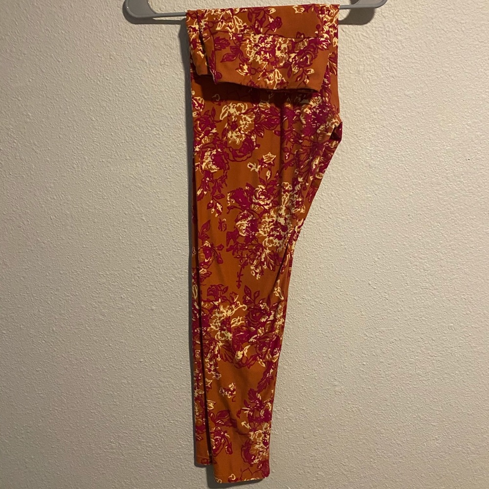 RELIST FOR BUNDLE - Lularoe TC Leggings